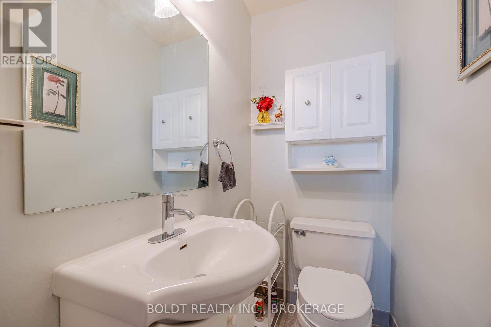 105 - 35 Towering Heights Boulevard, St. Catharines, Ontario  L2T 3G8 - Photo 14 - X12198400