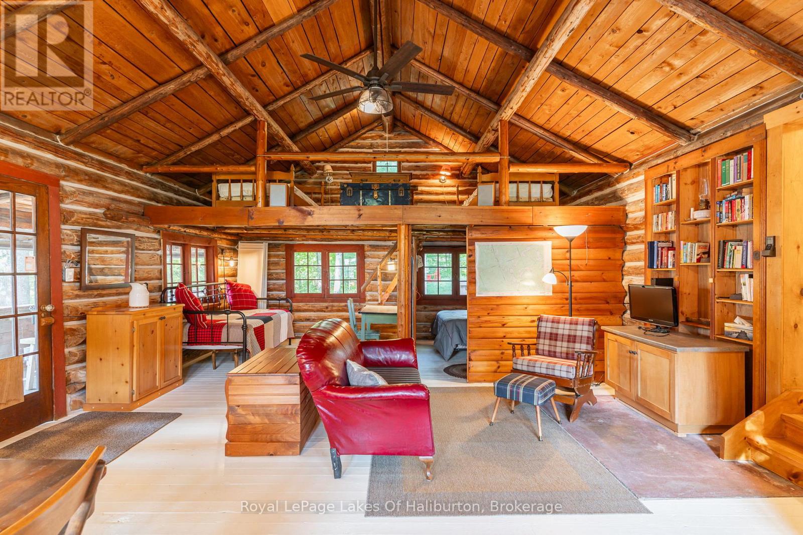 1070 Frank's Lane, Algonquin Highlands, Ontario K0M 1S0 - Photo 26 - X12198205