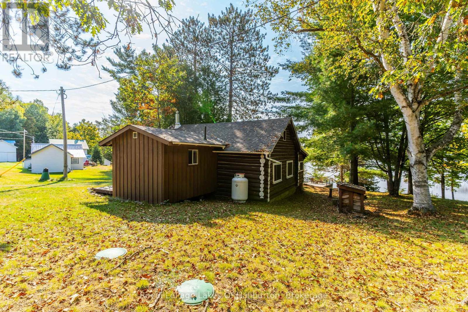 1070 Frank's Lane, Algonquin Highlands, Ontario K0M 1S0 - Photo 36 - X12198205