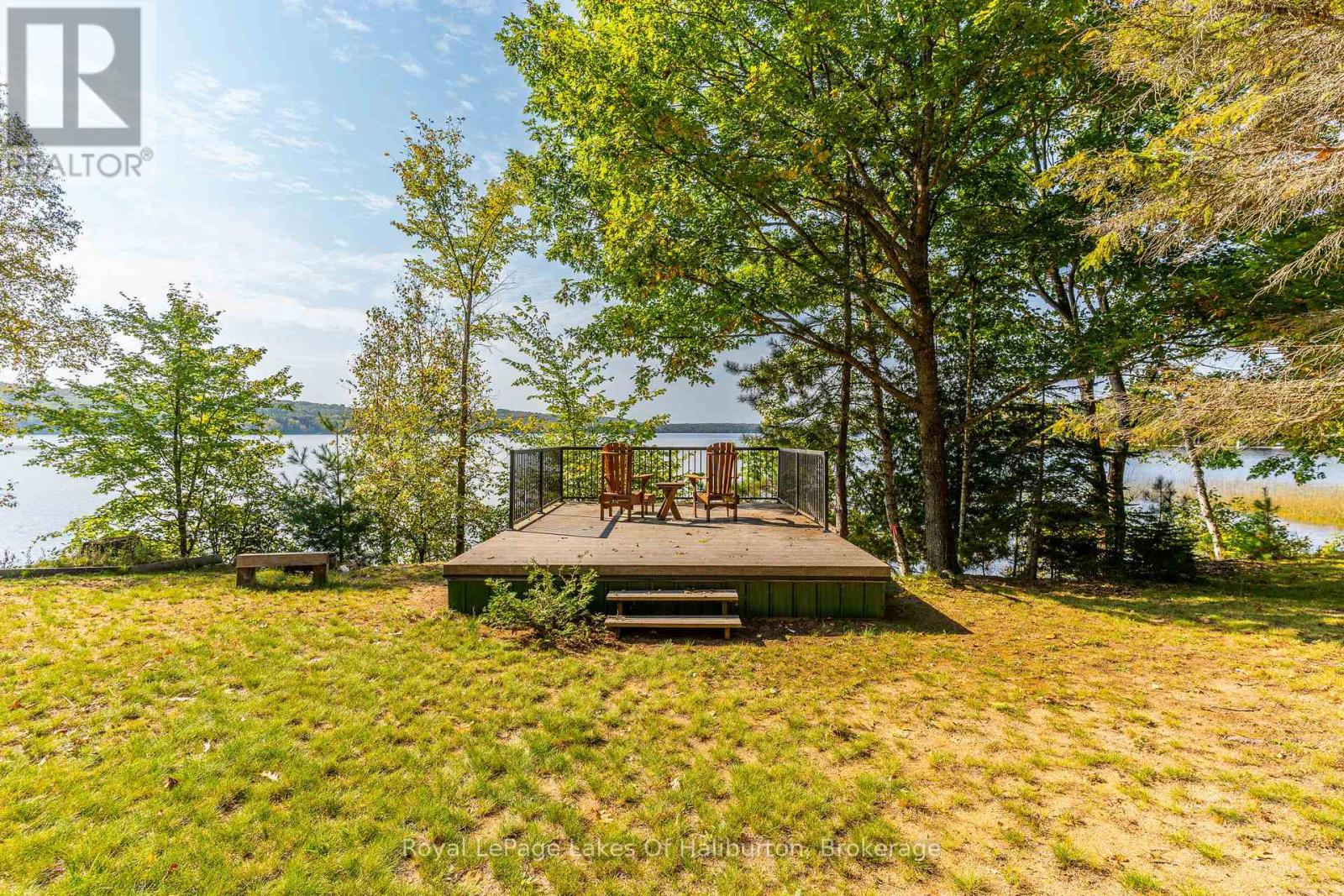 1070 Frank's Lane, Algonquin Highlands, Ontario K0M 1S0 - Photo 38 - X12198205