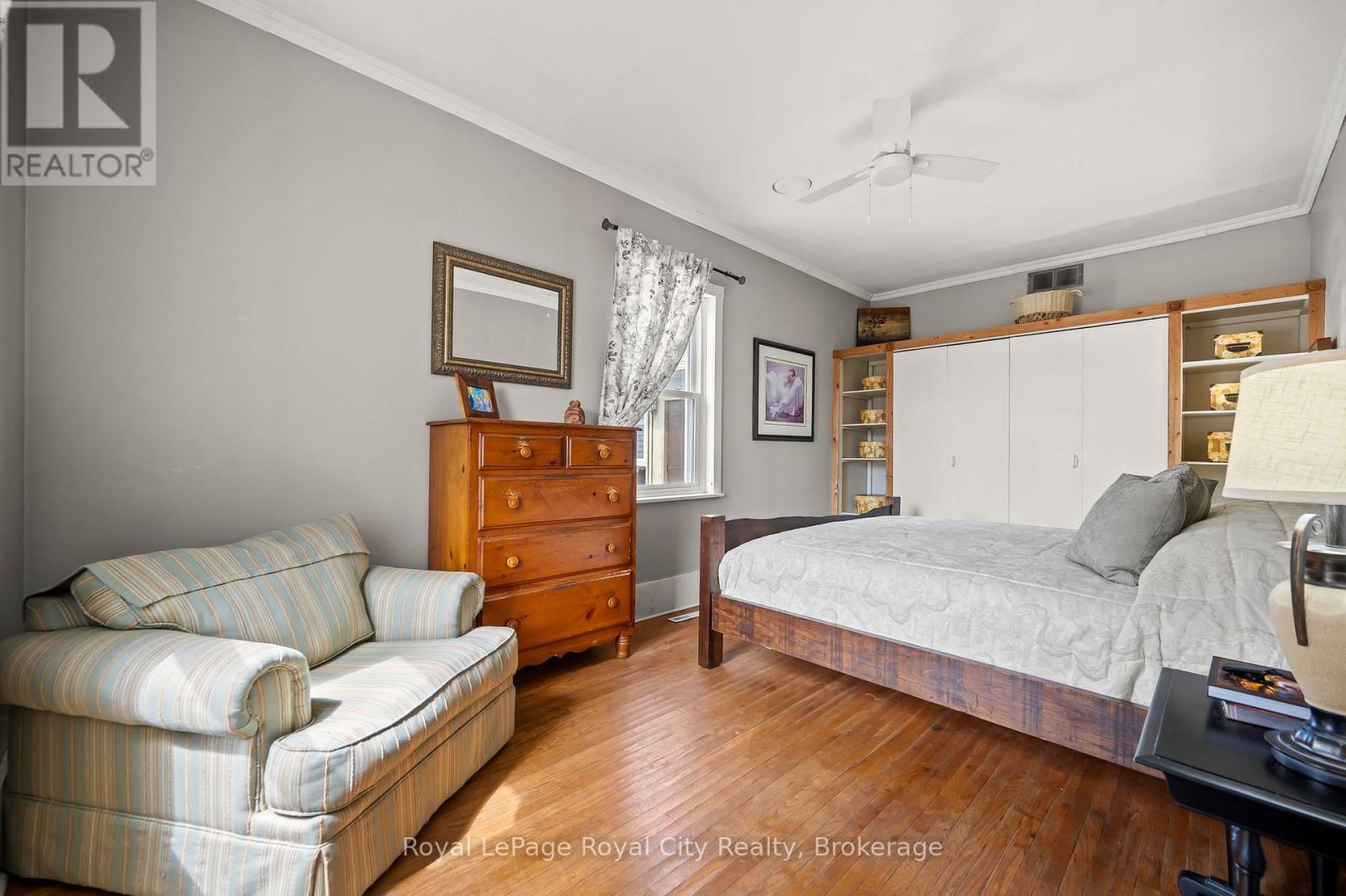 73 Queen Street, Puslinch, Ontario N1E 4R9 - Photo 12 - X12198206