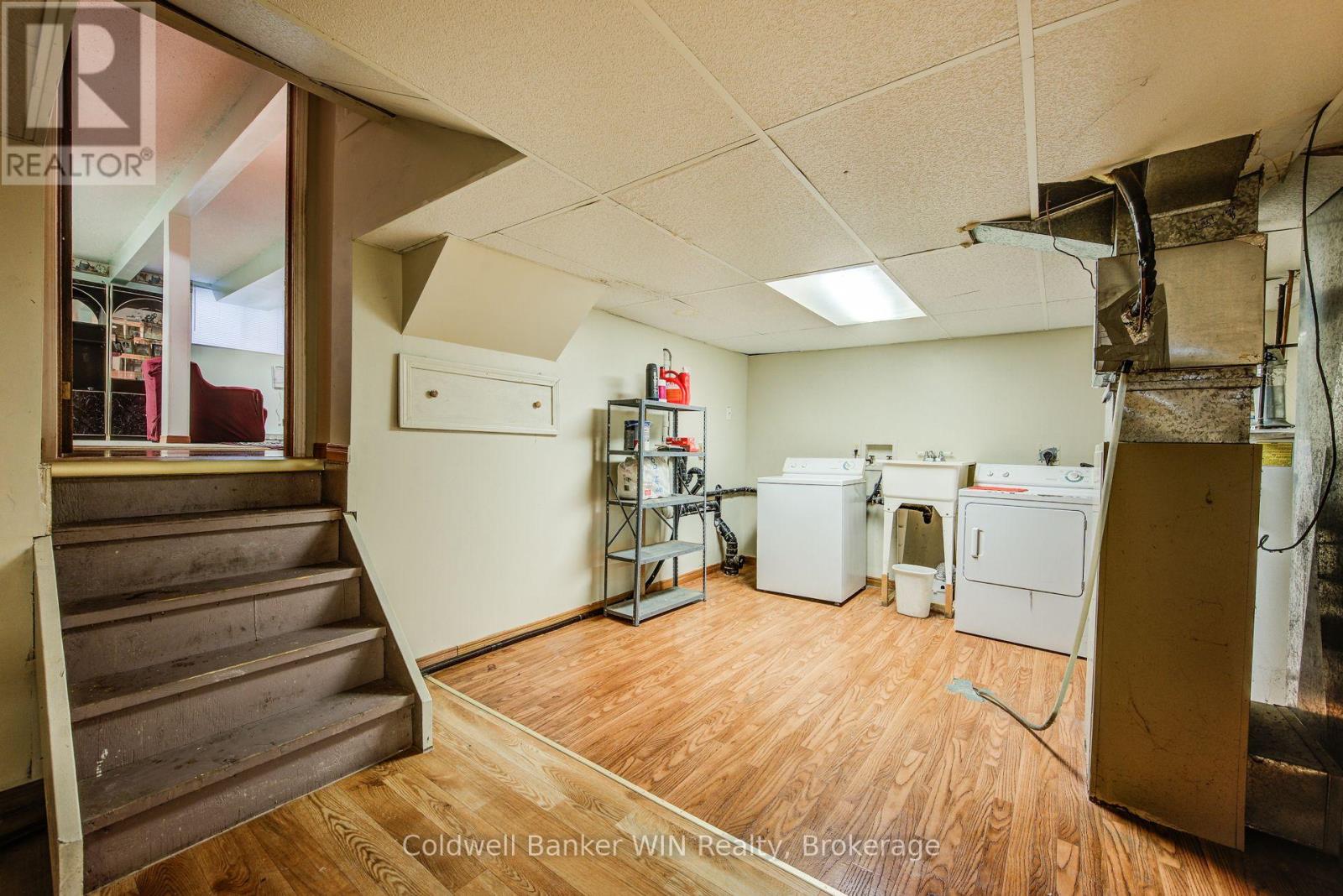 120 Melissa Cres., Wellington North (Mount Forest), Ontario  N0G 2L3 - Photo 33 - X12198300