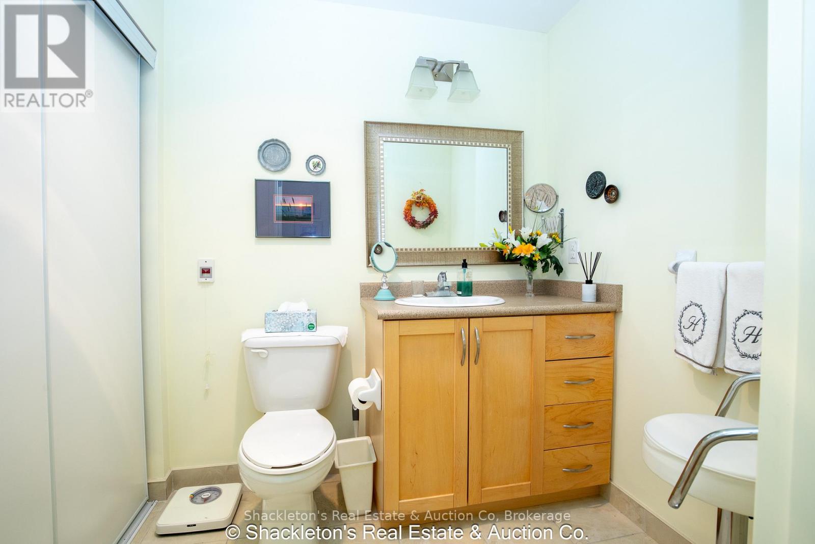 165 - 200 Mccarthy Road, Stratford, Ontario N5A 0B6 - Photo 14 - X12198335