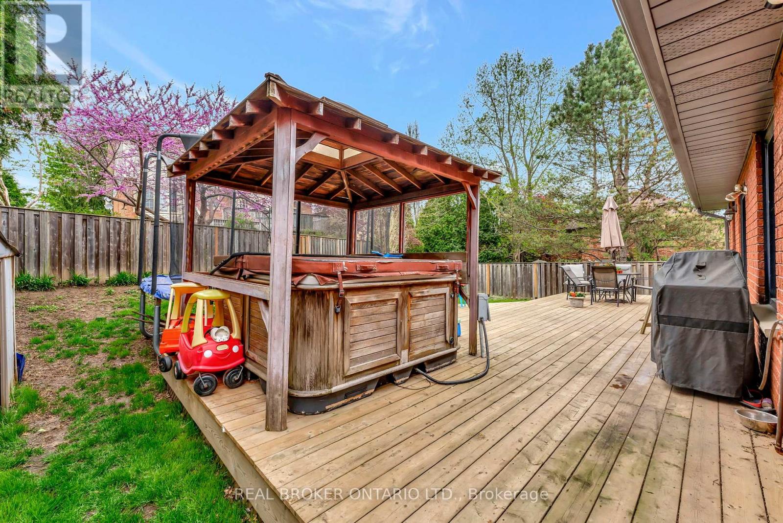 52 Beckett Drive, Brantford, Ontario  N3T 6G2 - Photo 43 - X12164852