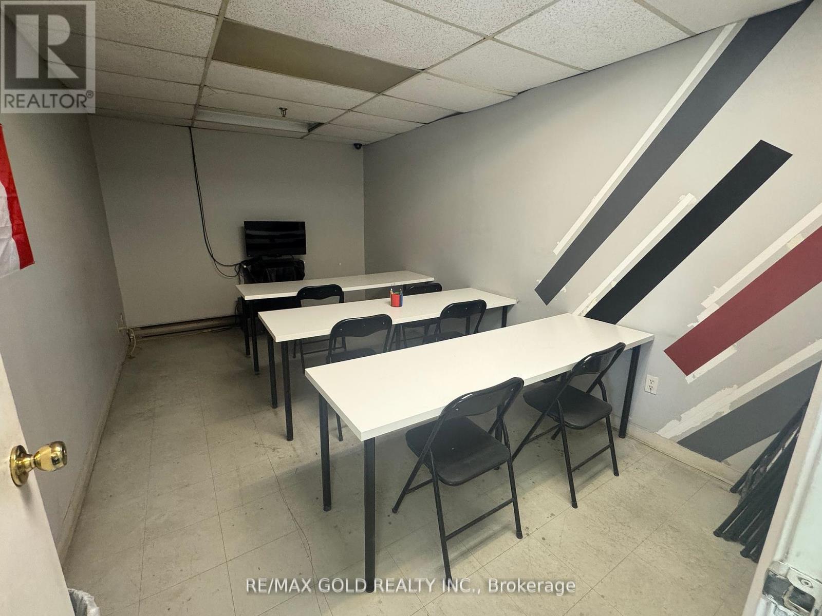 24 - 1935 Drew Road, Mississauga, Ontario  L5S 1M7 - Photo 8 - W12198105