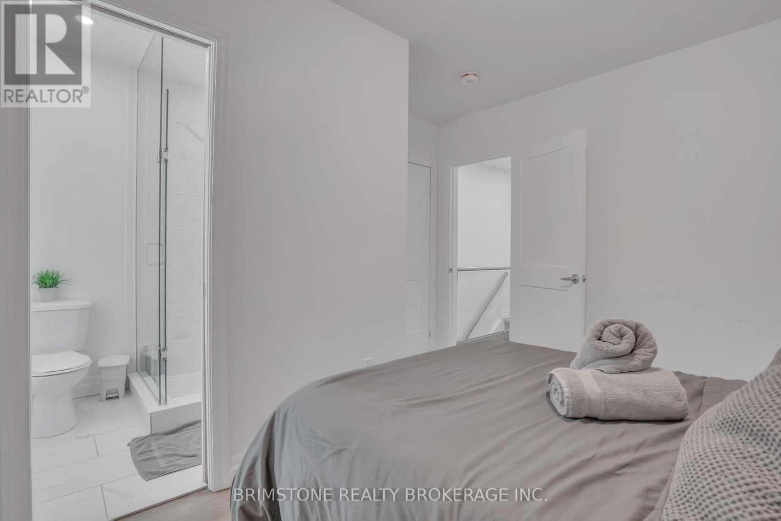 130 Mulock Avenue, Toronto, Ontario  M6N 3C6 - Photo 12 - W12198124