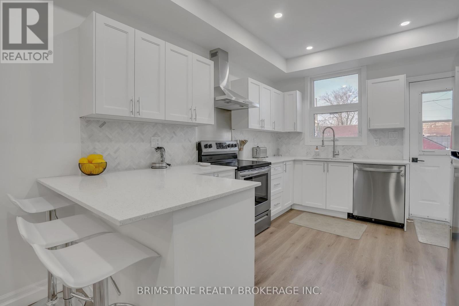 130 Mulock Avenue, Toronto, Ontario  M6N 3C6 - Photo 6 - W12198124