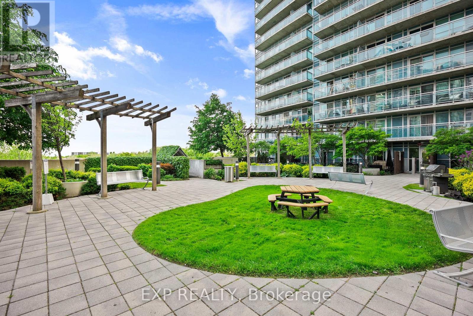 1932 - 165 Legion Road N, Toronto, Ontario  M8Y 0B3 - Photo 24 - W12198132