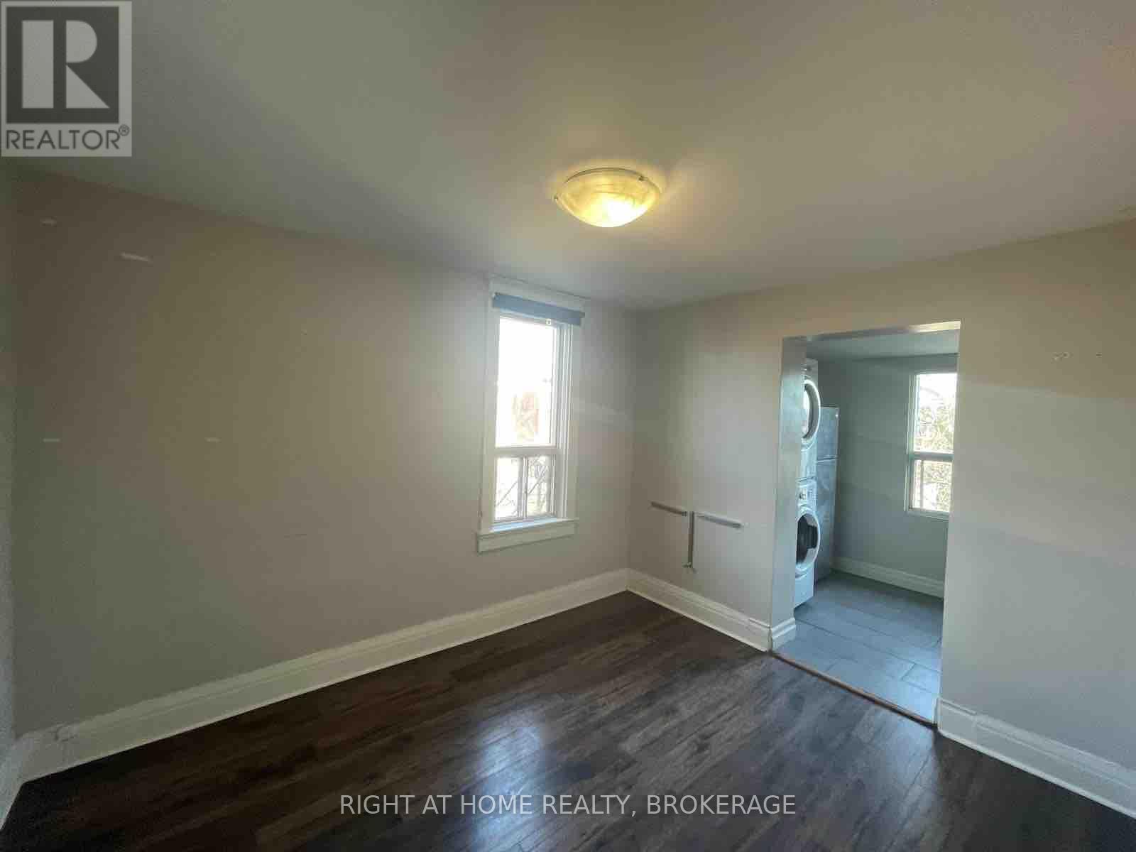 807 Dupont Street, Toronto, Ontario  M6G 1Z7 - Photo 4 - W12198139