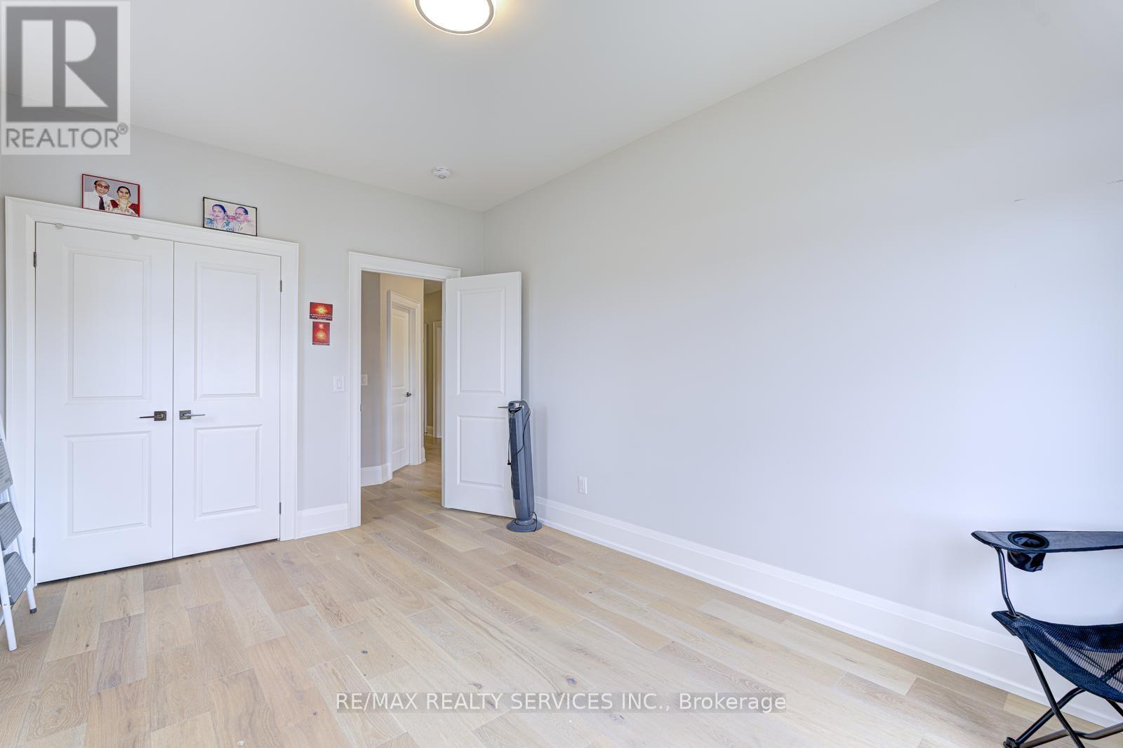 25 Hibiscus Court, Brampton, Ontario  L6R 0K6 - Photo 31 - W12198150
