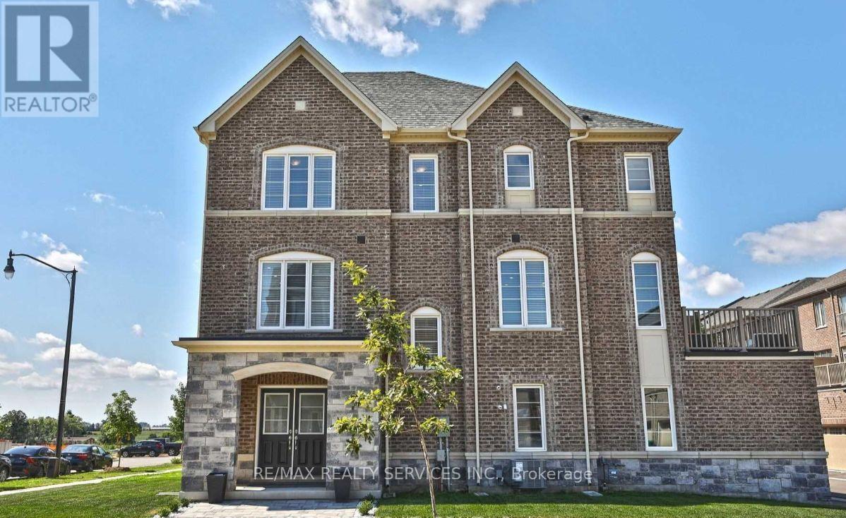 34 BRUSHWOOD DRIVE, Brampton, Ontario
