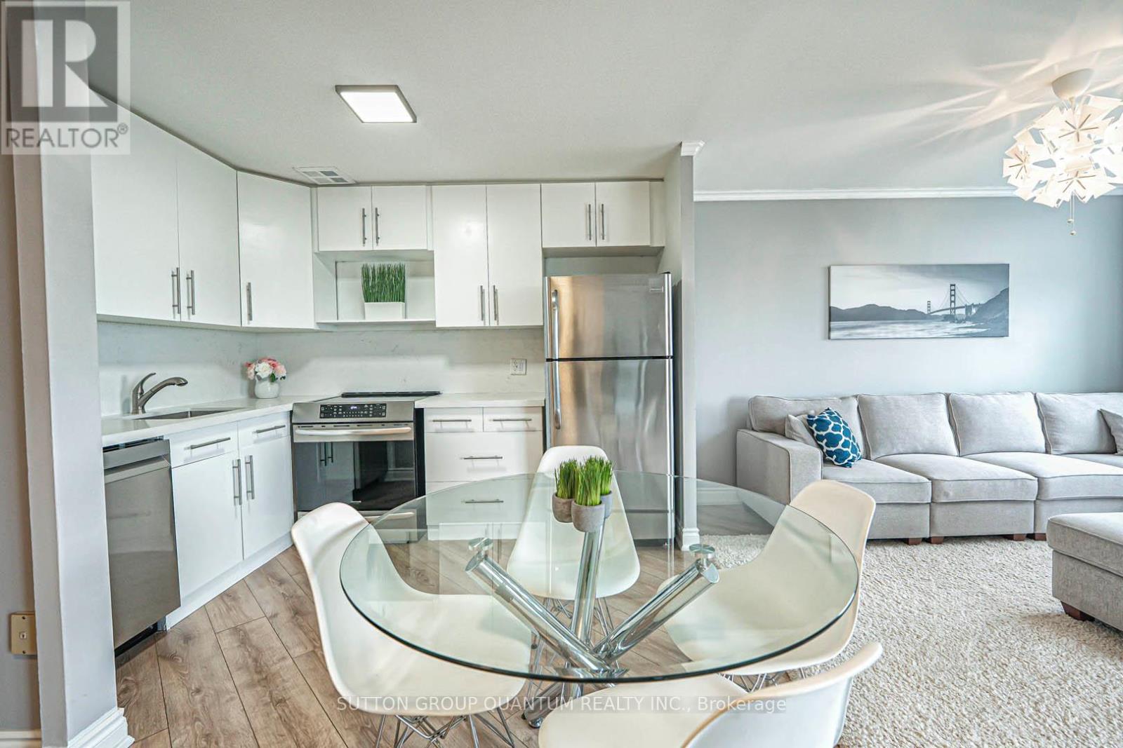 1607 - 3559 Eglinton Avenue W, Toronto, Ontario  M6M 5C6 - Photo 18 - W12198170