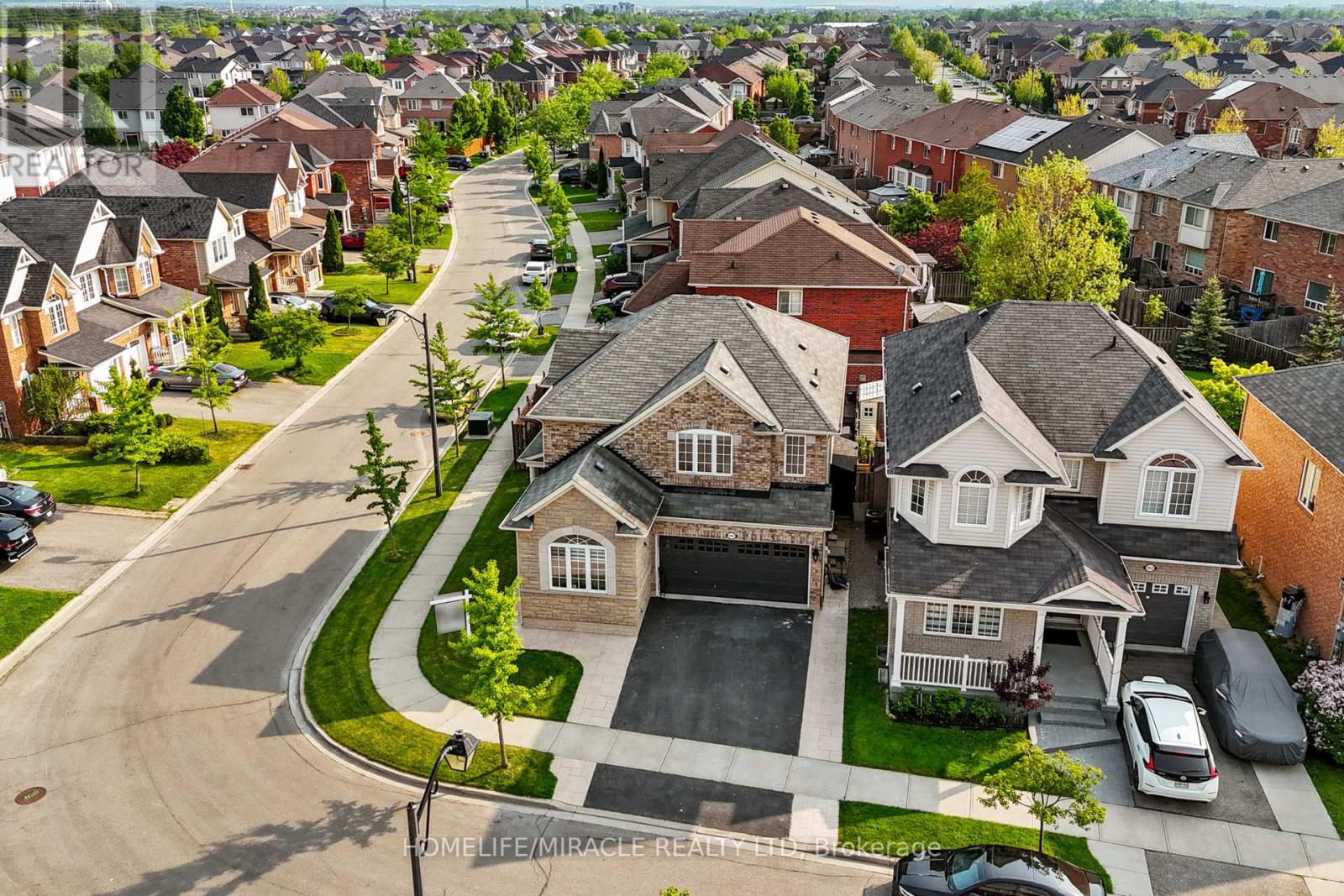 949 ZELINSKY CRESCENT, Milton, Ontario