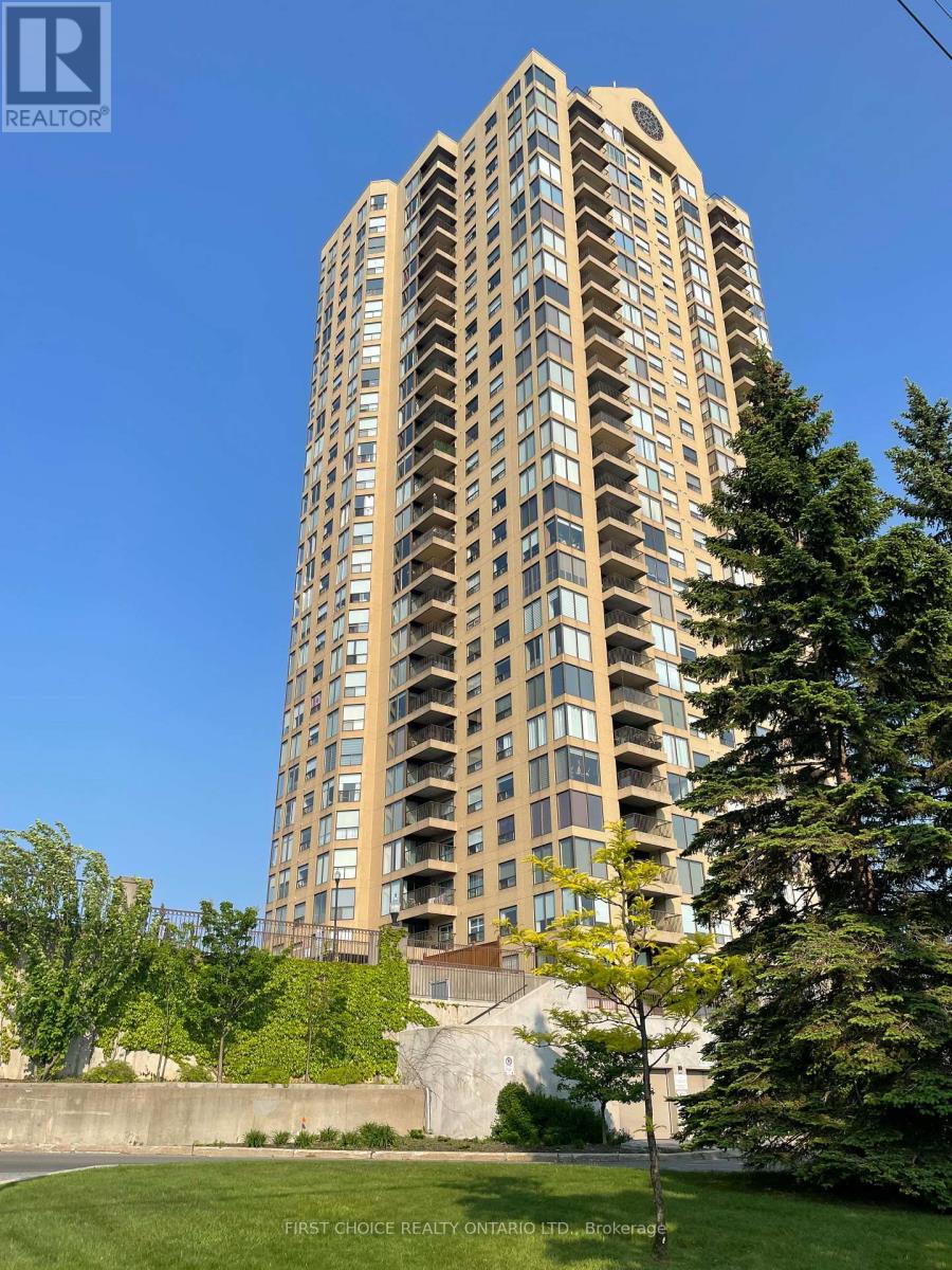 807 - 545 St Laurent Boulevard, Ottawa, Ontario  K1K 4H9 - Photo 1 - X12198360
