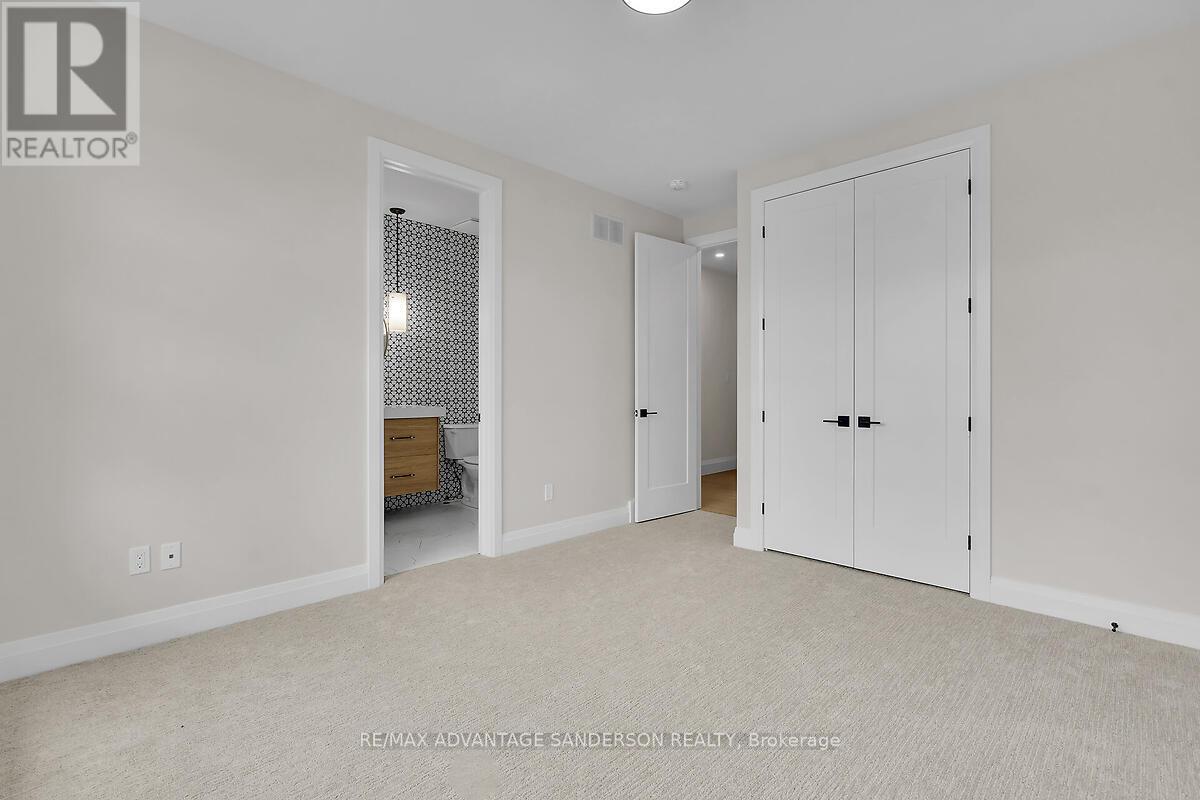 588 Creekview Chase, London North, Ontario  N6G 3X9 - Photo 29 - X12107640