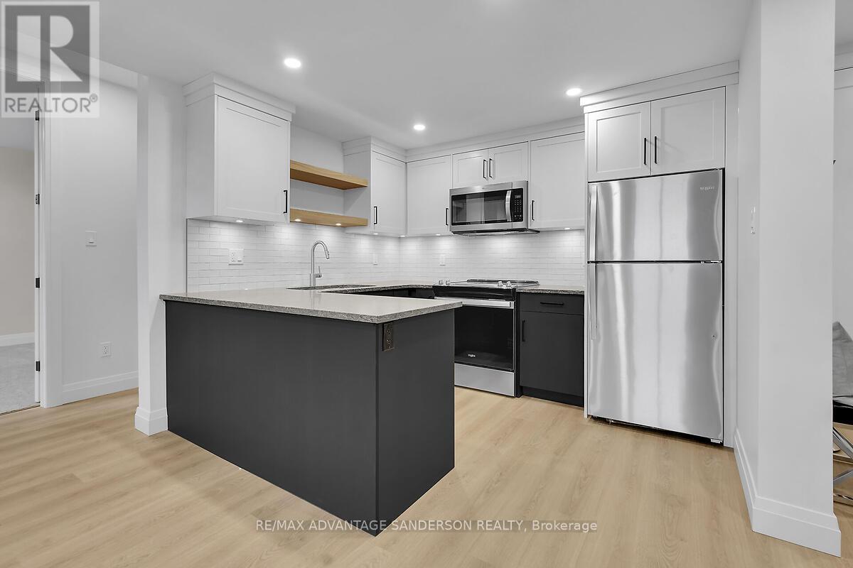 588 Creekview Chase, London North, Ontario  N6G 3X9 - Photo 42 - X12107640