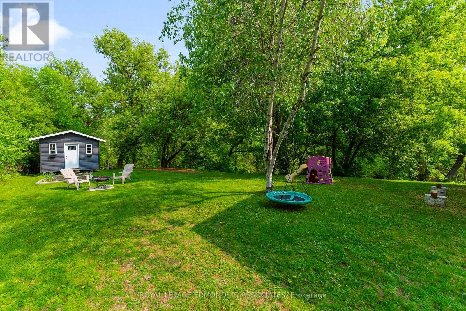 612 Fairview Avenue S, Laurentian Valley, Ontario  K8A 4J3 - Photo 30 - X12092814