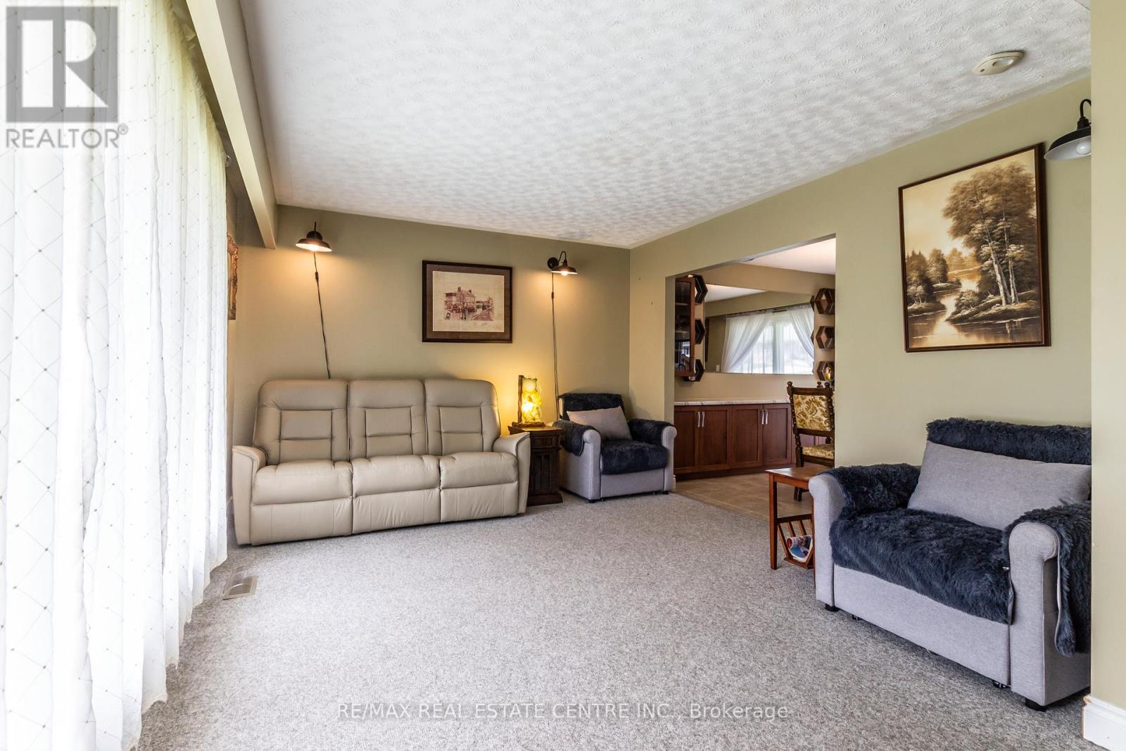 20 Ridout Street, Brockton, Ontario  N0G 2V0 - Photo 7 - X12198140