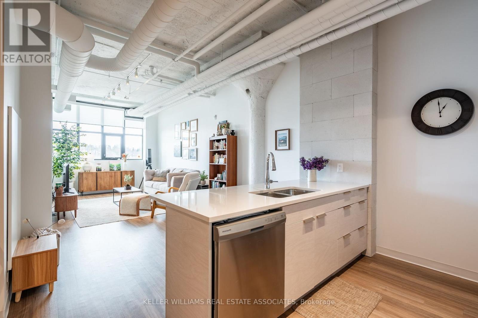 414 - 120 HURON STREET, Guelph, Ontario