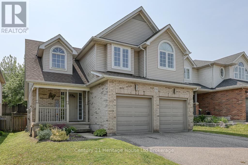 236 Doon South Drive, Kitchener, Ontario  N2P 2L8 - Photo 2 - X12198404