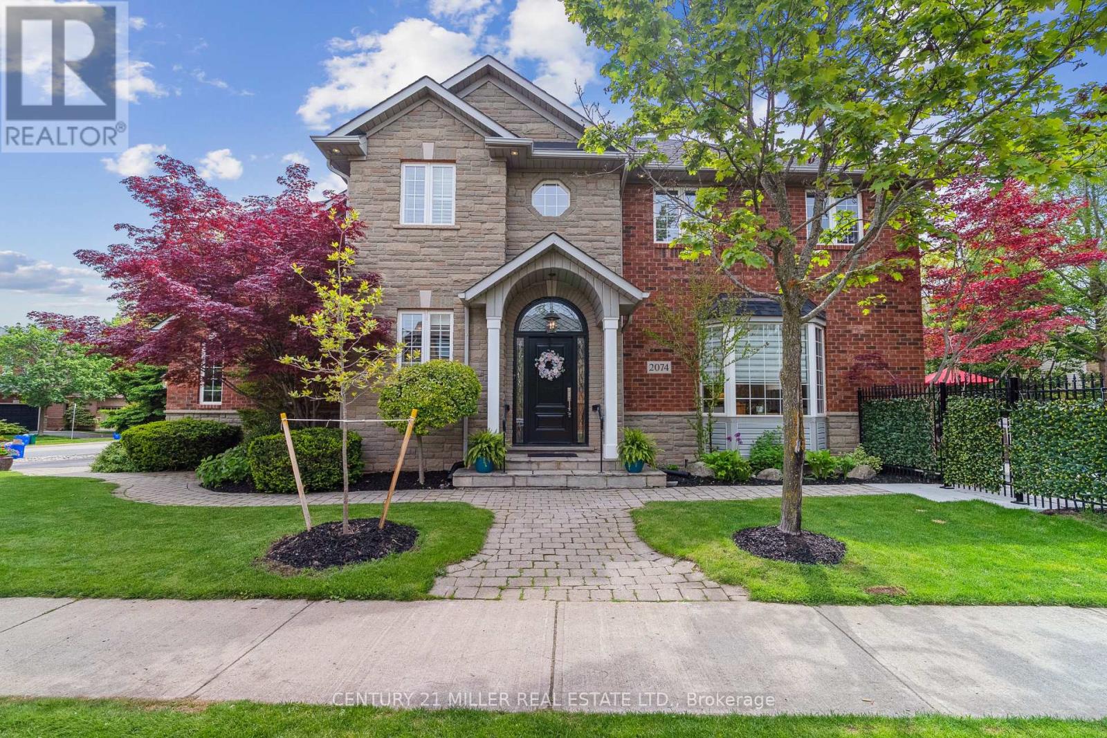 2074 Springdale Road, Oakville, Ontario  L6M 4C7 - Photo 27 - W12181175