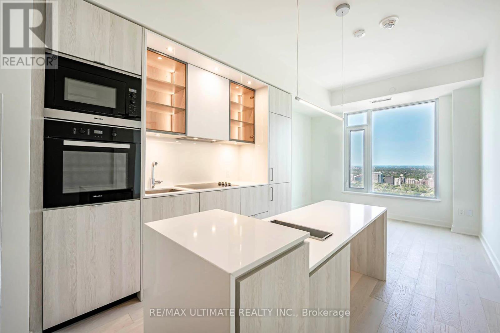 5503 - 11 Yorkville Avenue, Toronto, Ontario  M4W 0B7 - Photo 11 - C12187031