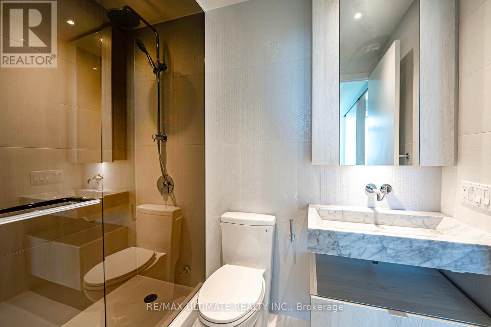5503 - 11 Yorkville Avenue, Toronto, Ontario  M4W 0B7 - Photo 31 - C12187031