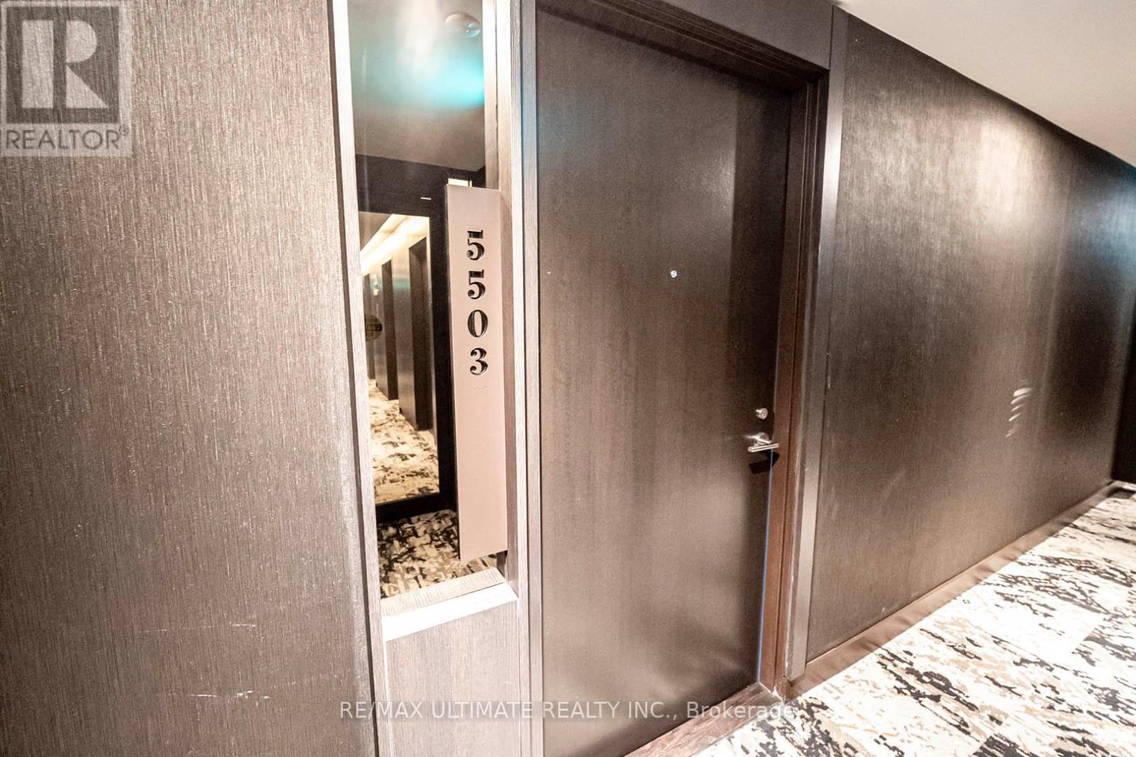 5503 - 11 Yorkville Avenue, Toronto, Ontario  M4W 0B7 - Photo 7 - C12187031