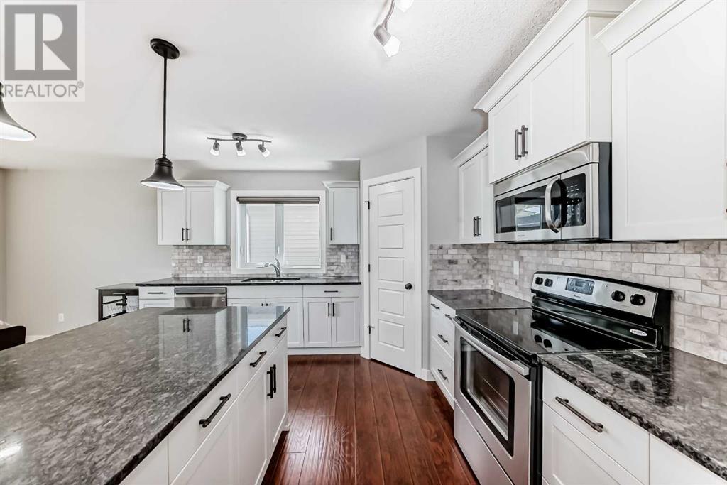 636 Aquitania Boulevard W, Lethbridge, Alberta  T1J 5G5 - Photo 9 - A2218706