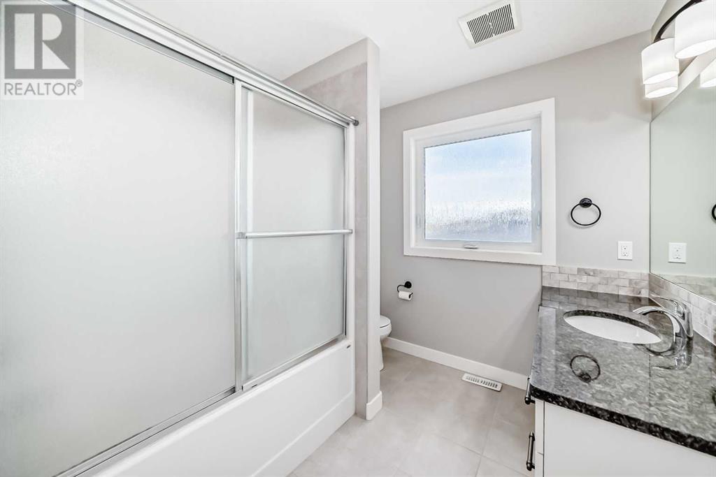 636 Aquitania Boulevard W, Lethbridge, Alberta  T1J 5G5 - Photo 28 - A2218706