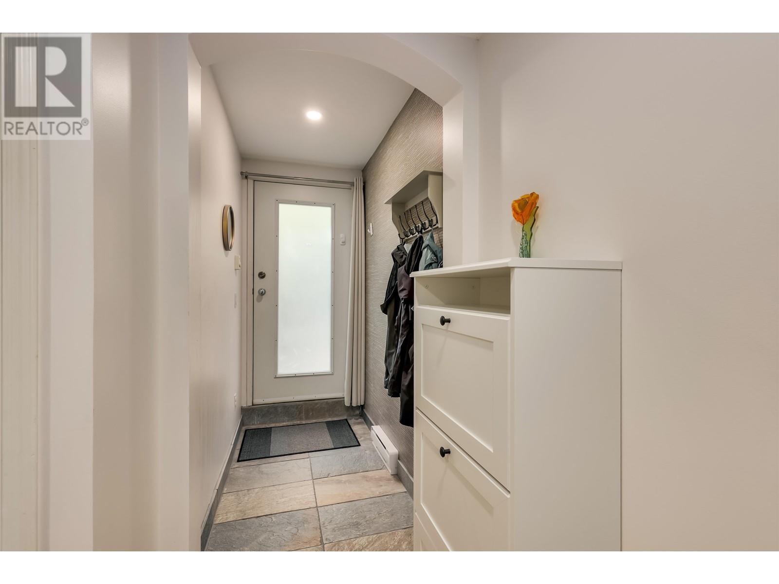 12 2375 W Broadway, Vancouver, British Columbia  V6K 2E6 - Photo 24 - R3011240
