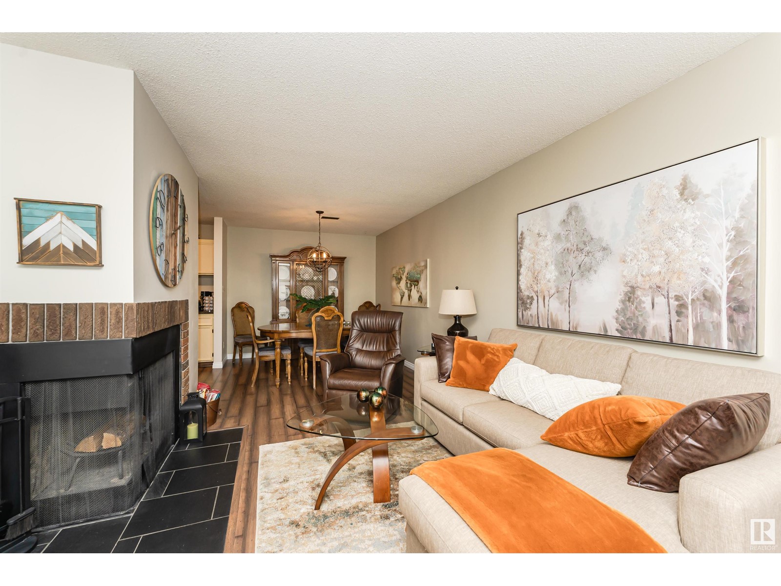Property at 2061 SADDLEBACK RD NW image 2