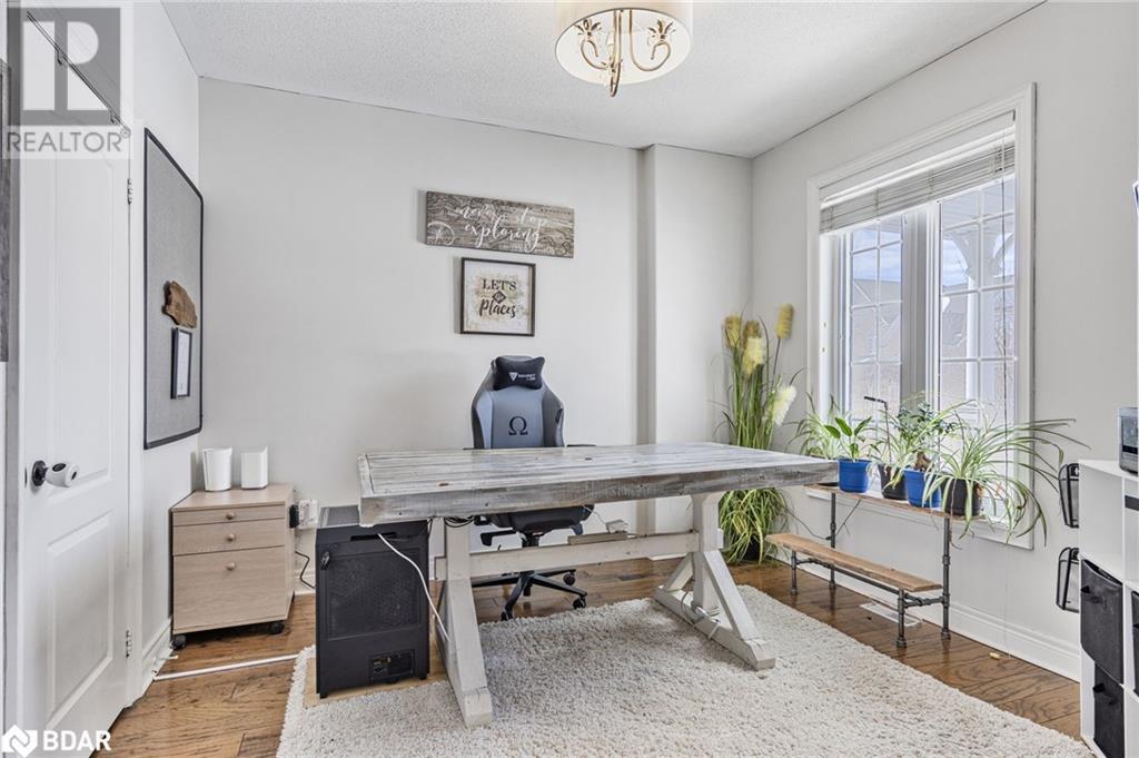 25 Regalia Way, Barrie, Ontario  L4M 7H7 - Photo 8 - 40737743