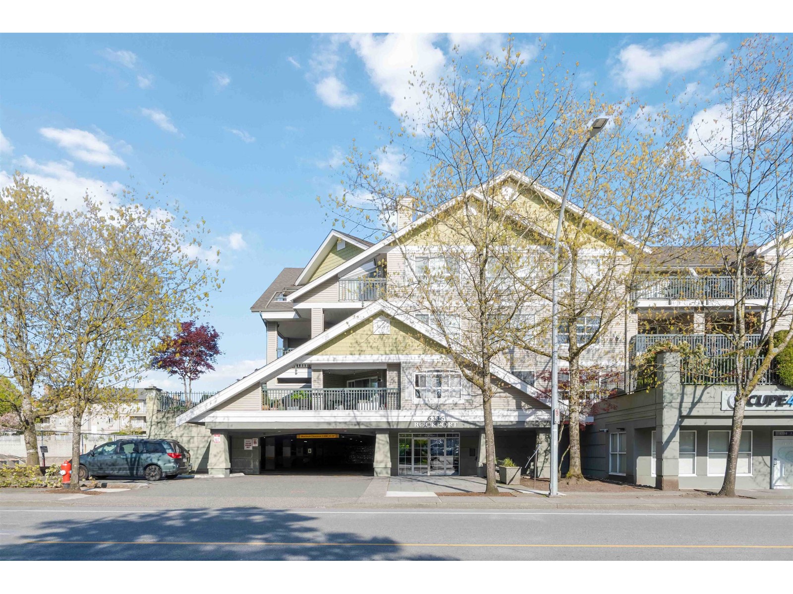305 6336 197 Street, Langley, British Columbia  V2Y 2T7 - Photo 1 - R3011755