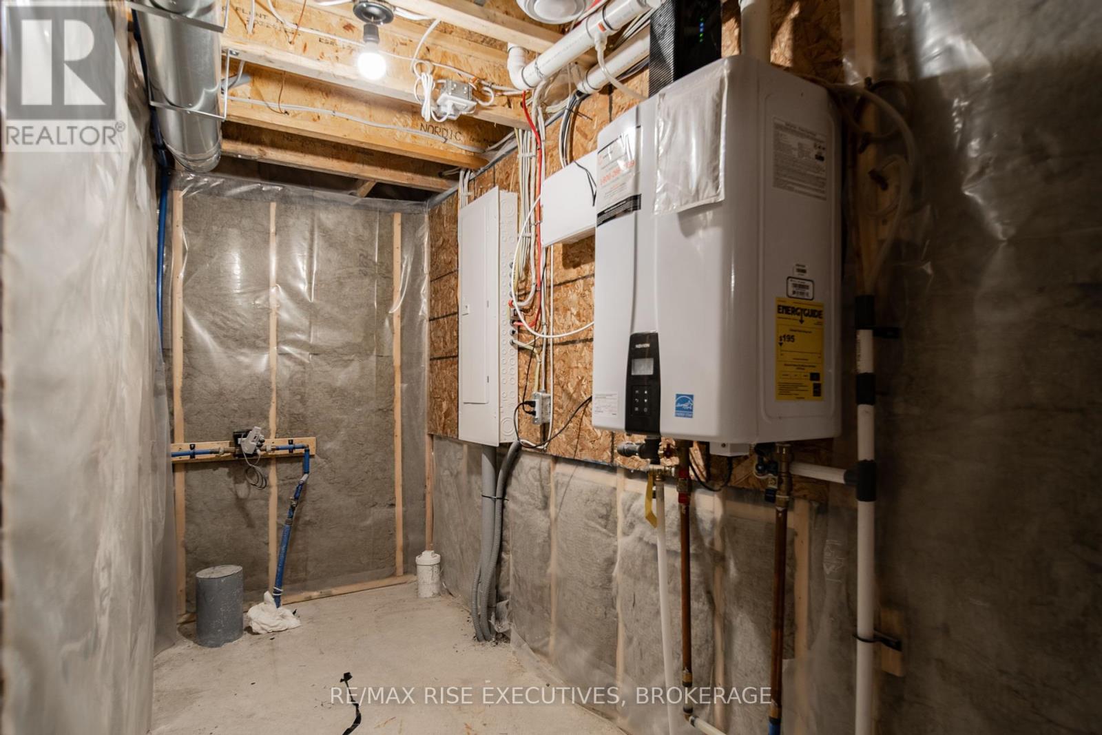 1336 Demers Avenue, Kingston, Ontario  K7M 0H8 - Photo 39 - X12198479