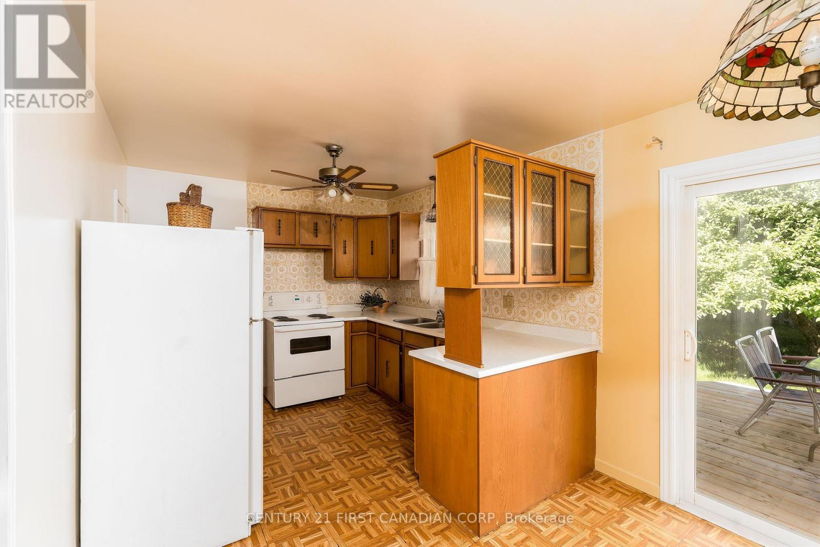 202 Renfro Crescent, London South (South J), Ontario  N5Z 3B7 - Photo 10 - X12198517
