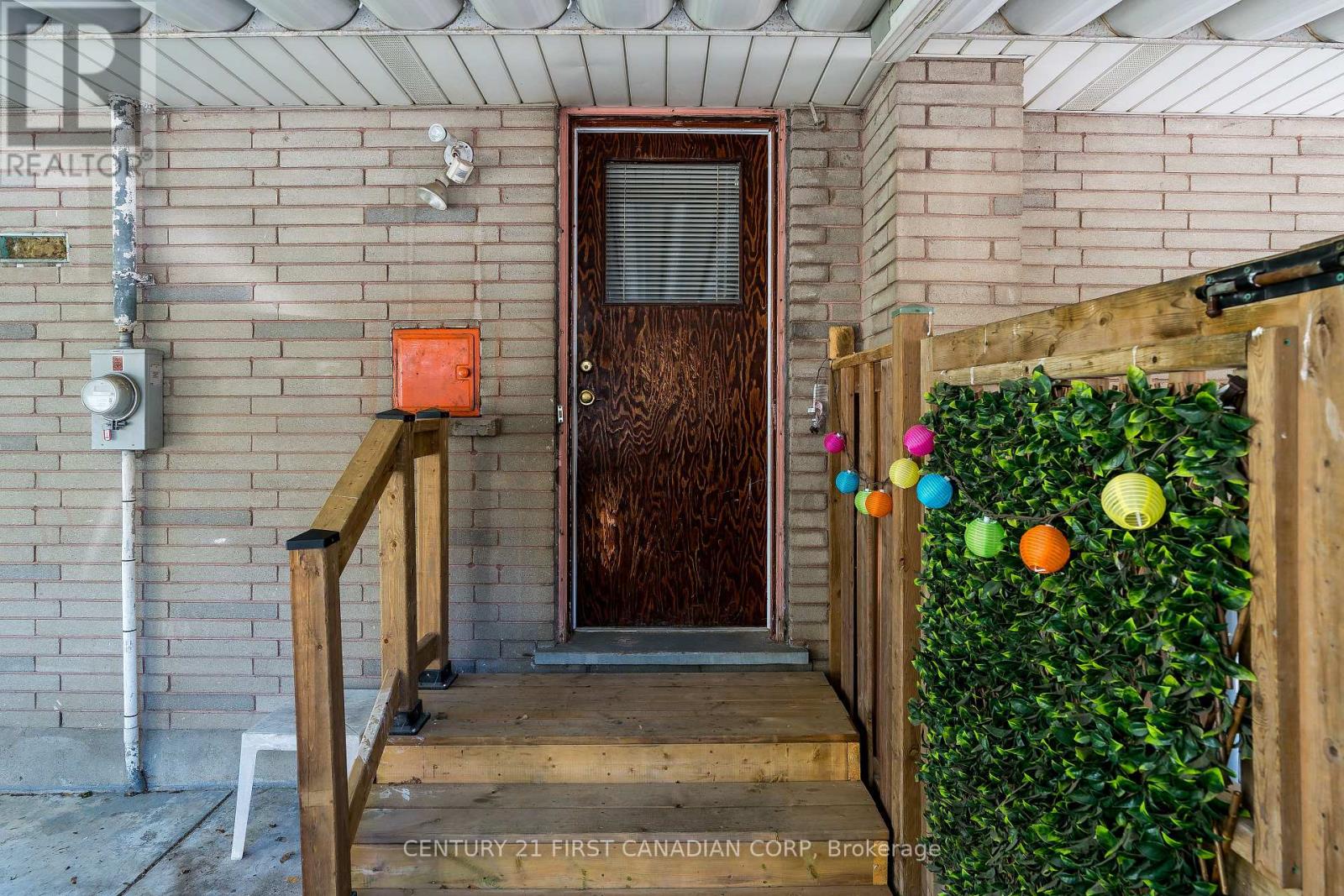 202 Renfro Crescent, London South, Ontario N5Z 3B7 - Photo 21 - X12198517