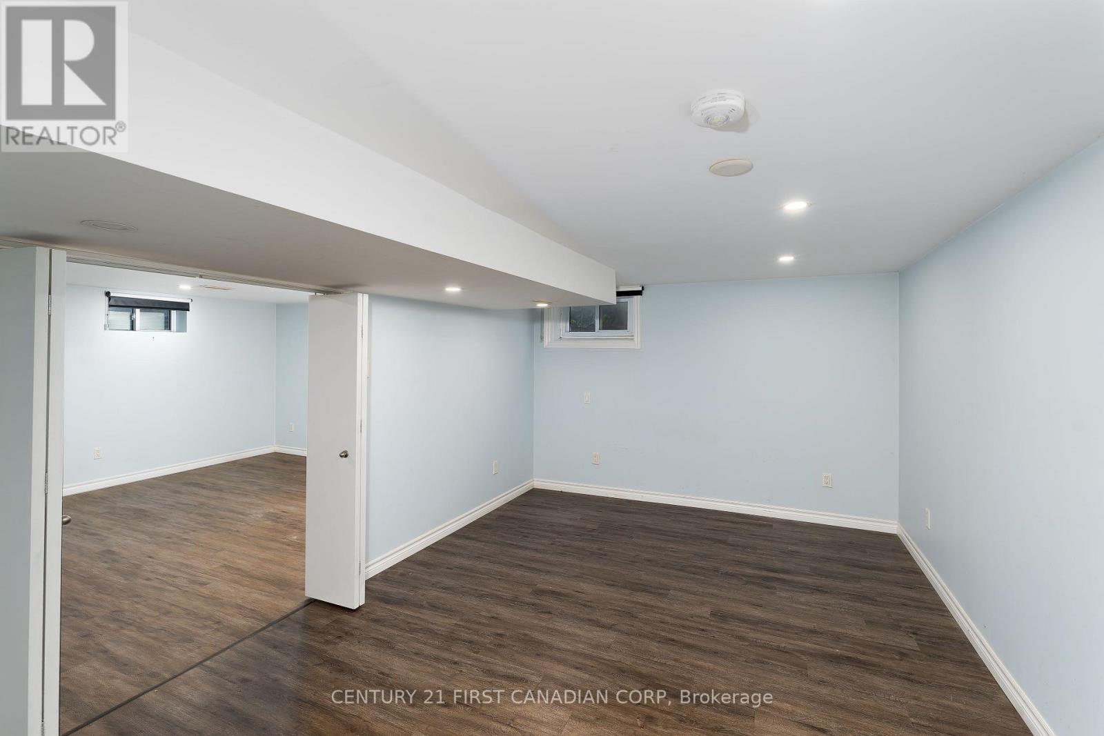 202 Renfro Crescent, London South, Ontario N5Z 3B7 - Photo 27 - X12198517