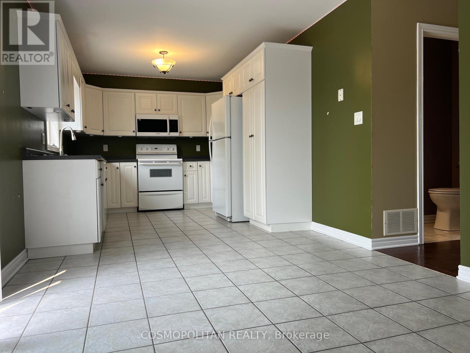 7858 Mulhern Street, Niagara Falls, Ontario  L2H 1B7 - Photo 4 - X12198524