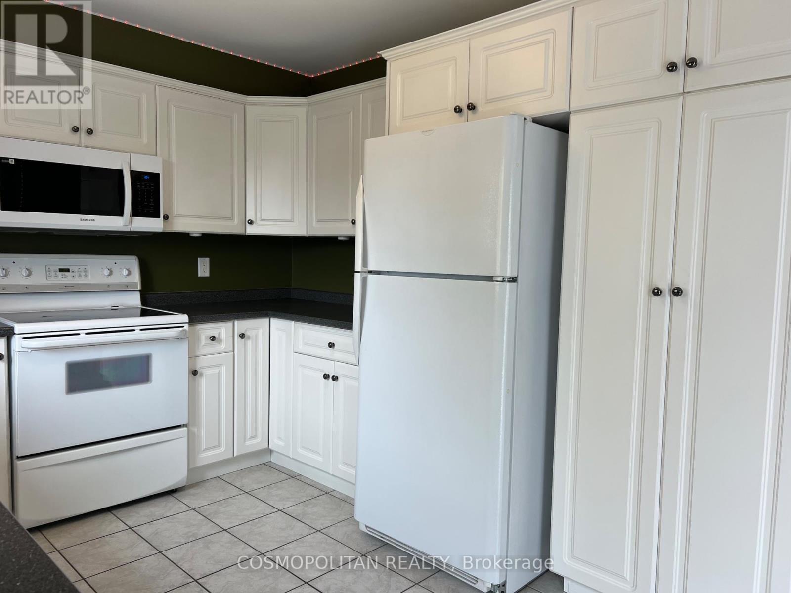 7858 Mulhern Street, Niagara Falls (Ascot), Ontario  L2H 1B7 - Photo 6 - X12198524