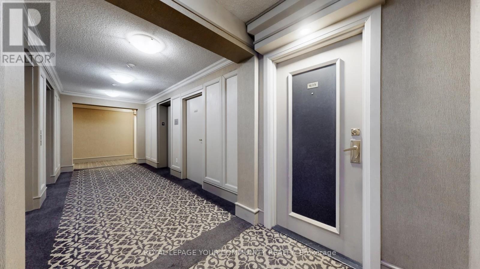 1609 - 909 Bay Street, Toronto, Ontario  M5S 3G2 - Photo 6 - C12197852