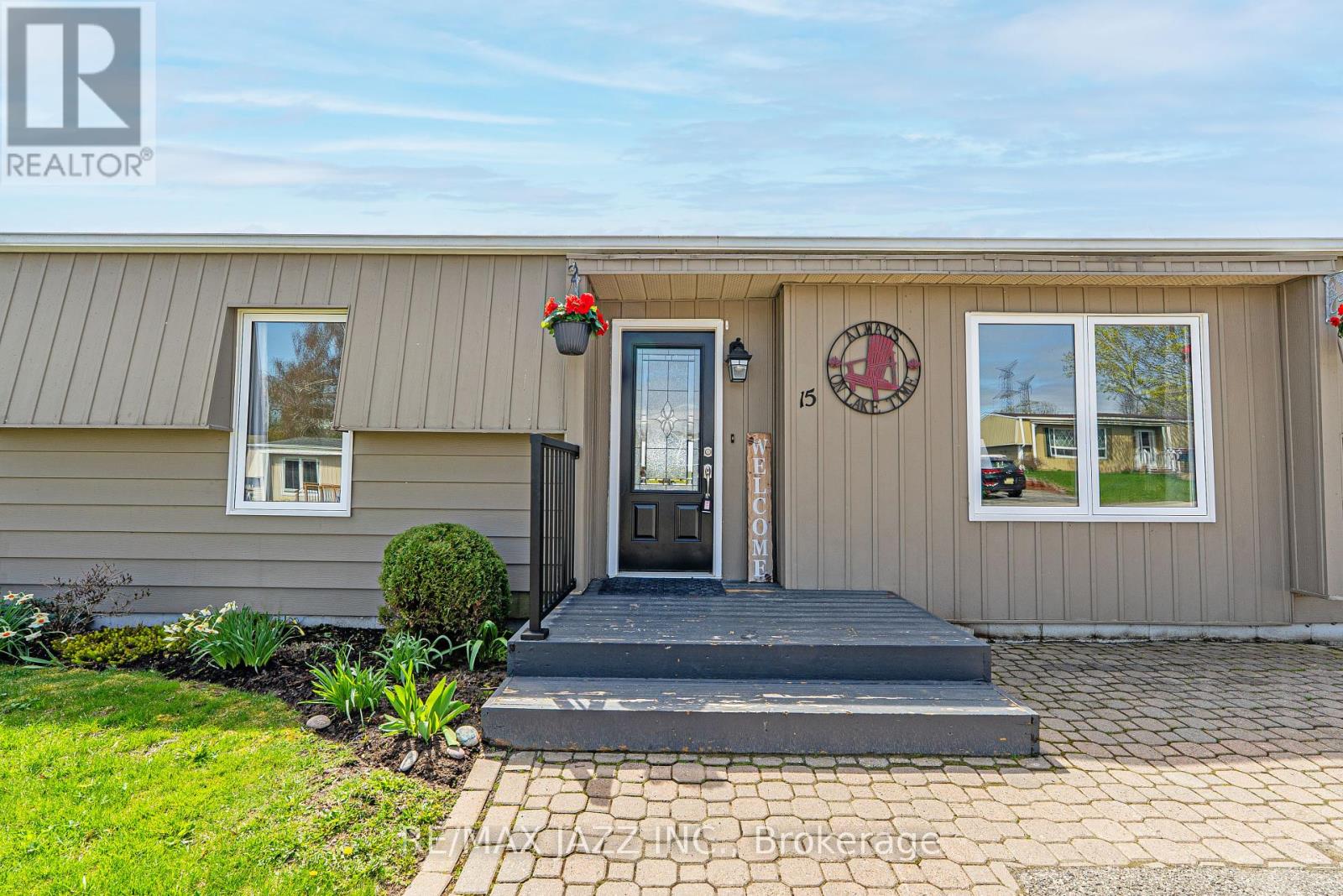 15 Bluffs Road, Clarington, Ontario  L1B 1A3 - Photo 13 - E12131176
