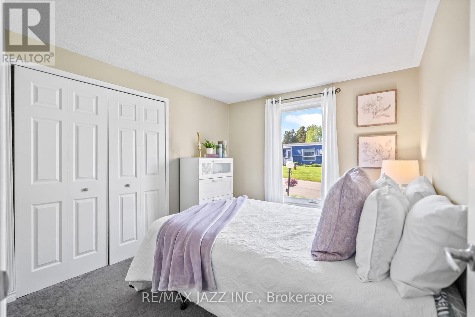 15 Bluffs Road, Clarington, Ontario  L1B 1A3 - Photo 41 - E12131176
