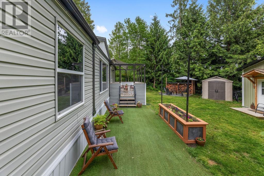 5954 Leaning Tree Road, Halfmoon Bay, British Columbia  V7Z 1C2 - Photo 23 - R3011753