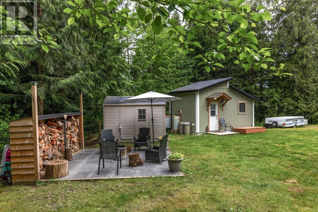 5954 Leaning Tree Road, Halfmoon Bay, British Columbia  V7Z 1C2 - Photo 24 - R3011753