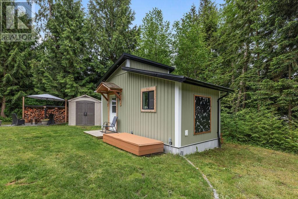 5954 Leaning Tree Road, Halfmoon Bay, British Columbia  V7Z 1C2 - Photo 27 - R3011753
