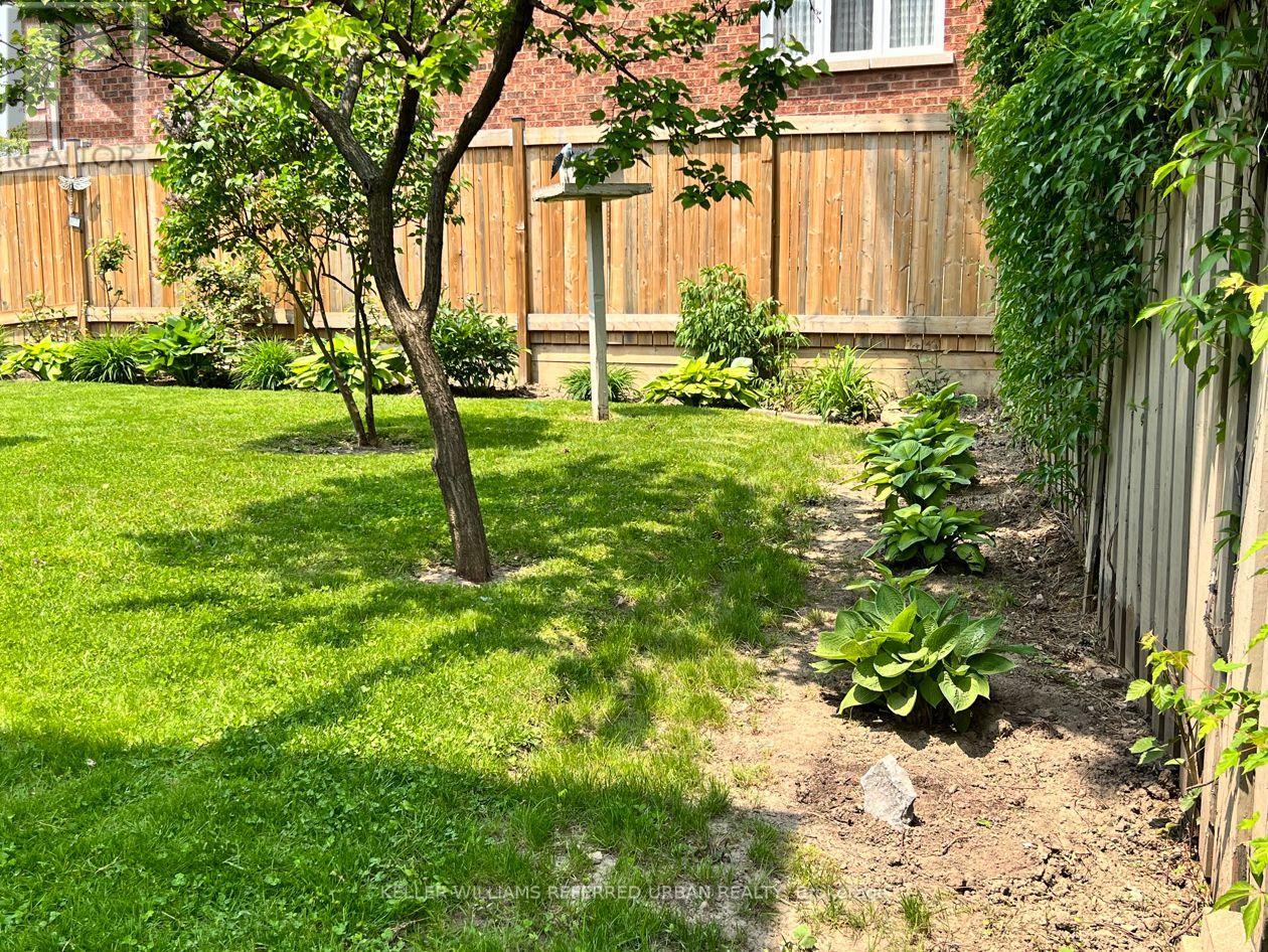109 Topham Crescent, Richmond Hill, Ontario  L4C 9E9 - Photo 40 - N12193031