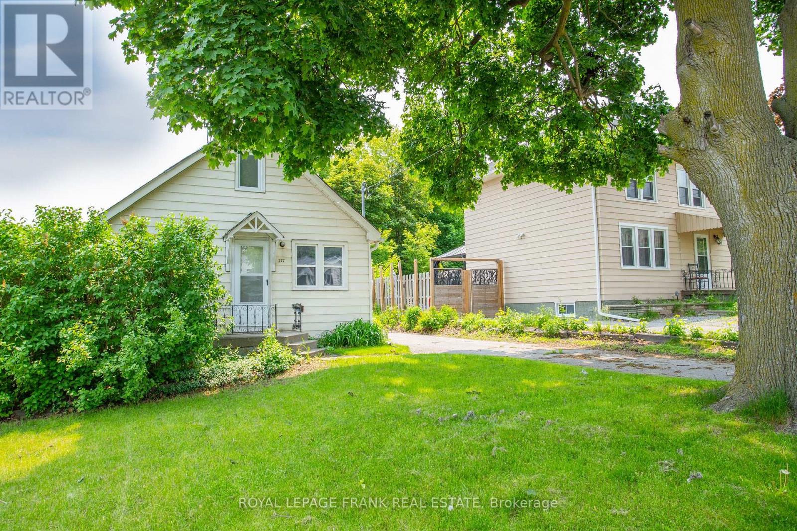 377 Adelaide Avenue W, Oshawa, Ontario  L1J 2R7 - Photo 3 - E12198472