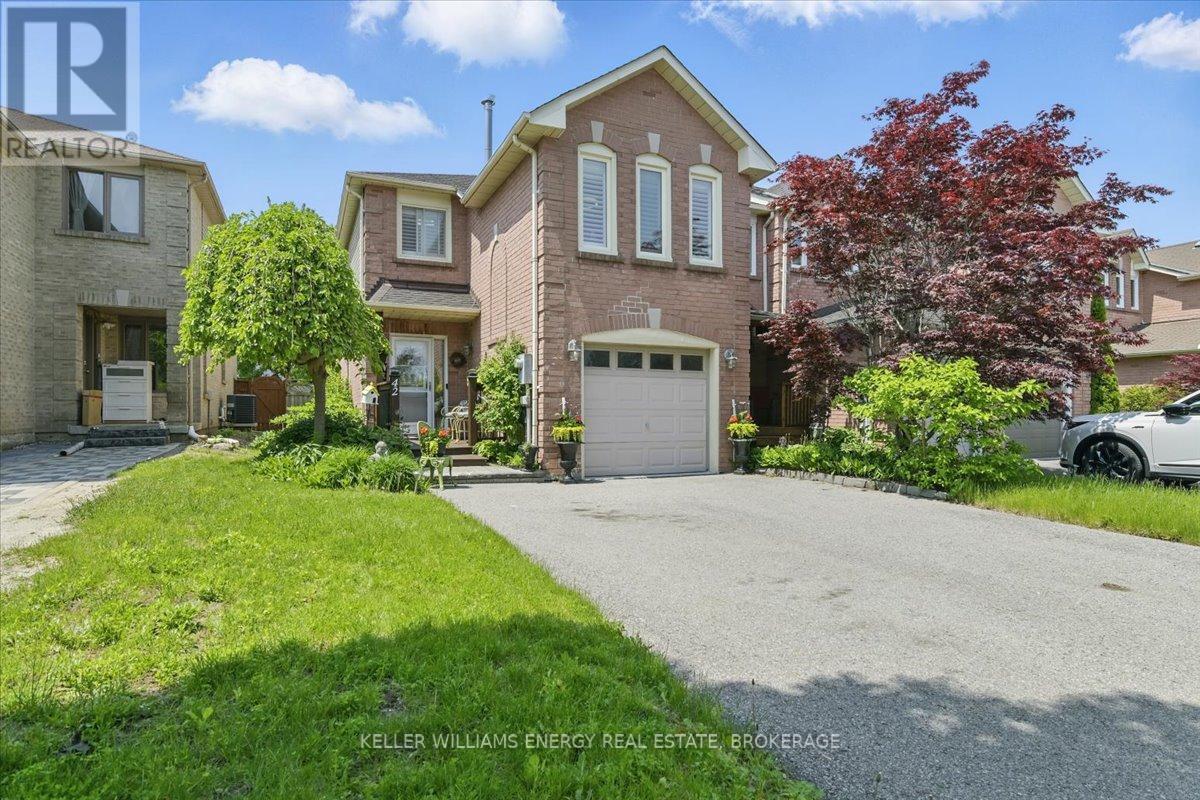 42 PINEBROOK CRESCENT, Whitby, Ontario