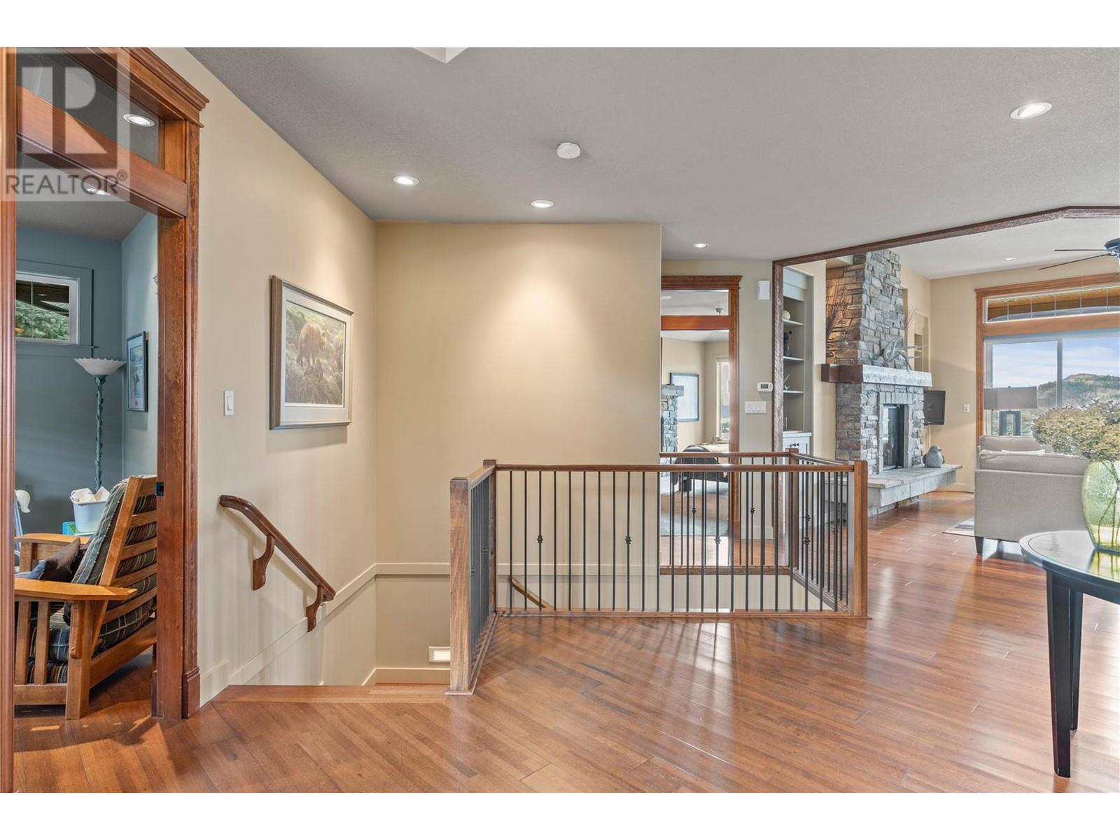 Property at 734 Mt Ida Drive image 3